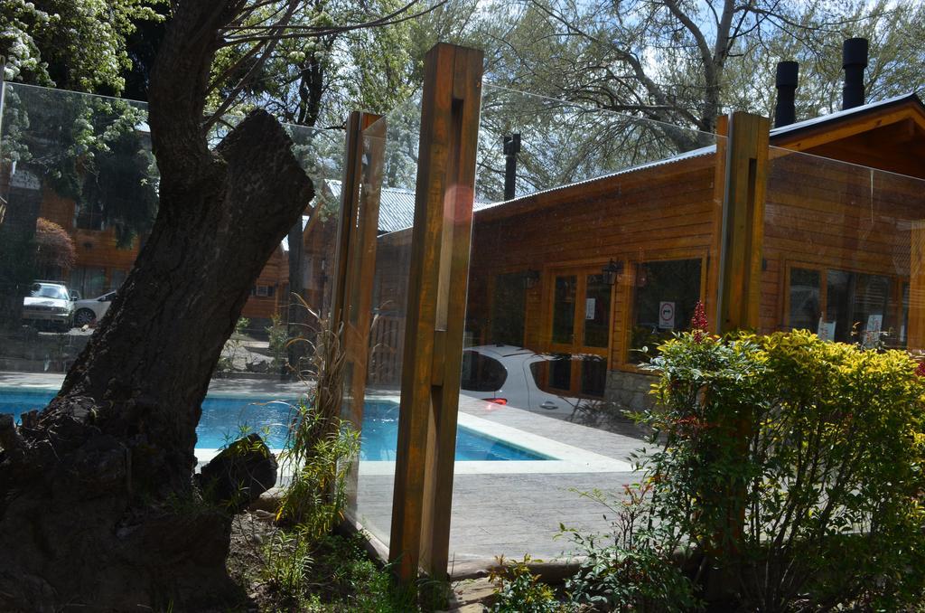 Apart Hotel Robles del Sur San Martín de los Andes Exterior foto