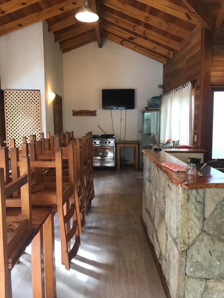 Apart Hotel Robles del Sur San Martín de los Andes Exterior foto
