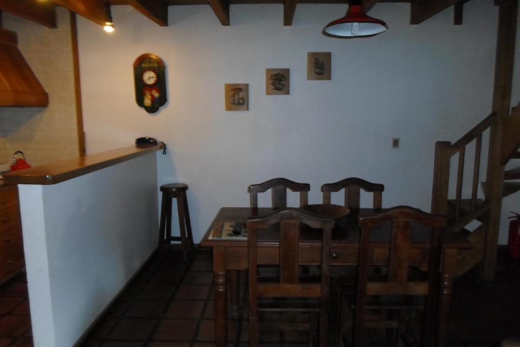 Apart Hotel Robles del Sur San Martín de los Andes Habitación foto