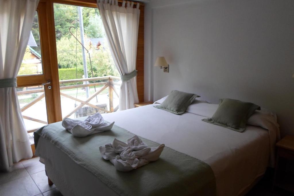 Apart Hotel Robles del Sur San Martín de los Andes Exterior foto
